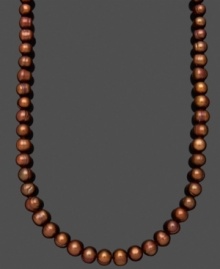 Sumptuous style. This stunning strand features chocolate-colored cultured freshwater pearls (9-1/2-10-1/2 mm) with a 14k gold clasp. Approximate length: 20 inches.