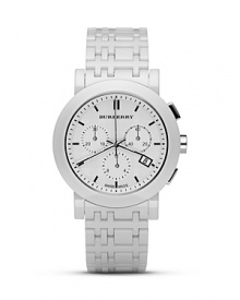 Set your watch to white - the season's most stylish shade - with this modern timepiece from Burberry. Features include three-eye functionality, quartz movement and date window.