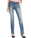 These petite skinny jeans from DKNY Jeans are great for everyday wear! Pair with your favorite tops and tees for a casual chic look.