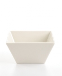 Martha Stewart Collection epitomizes casual elegance with the contemporary lines and versatile whites of Avenue Square dinnerware. Dishes like this cereal bowl have a glossy finish that blankets the smooth porcelain from corner to corner for anytime, everyday enjoyment.