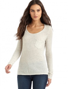 THE LOOKScoop necklinePullover styleLong sleevesSingle chest pocketLonger back hemTHE FITAbout 29 from shoulder to hemTHE MATERIALCashmereCARE & ORIGINDry cleanImported