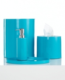 Outfit your bathroom in contemporary style with this tissue holder from Jonathan Adler, crafted of wood with a hand poured lacquer finish for a smooth and sleek appeal.