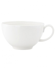 Fresh and understated, Lenox's Aspen Ridge dinnerware has dishes which feature a pure white glaze and elegant modern lines that evoke winter's snow-capped slopes. This simple cup offers a clean slate for coffee, tea and cocoa at home or on the go. Qualifies for Rebate