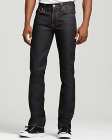 Straight up, no nonsense and a solid dark wash. Nudie Jeans Co jeans fit your life.