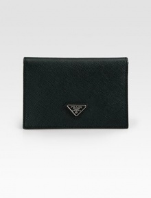 Textured saffiano leather design completed with an iconic logo accent.Six card slotsLeather3W x 5HMade in Italy