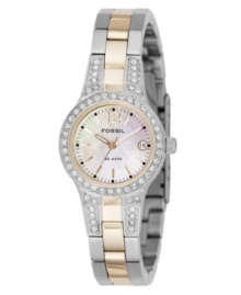 Exquisite detail and sparkling stones give this beautiful Fossil women's watch everyday glow.