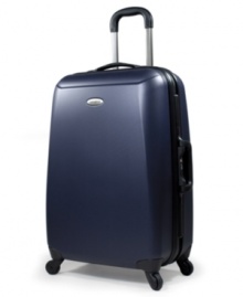 All the best travel tech, all packed into one piece. The Samsonite Crusair upright features a hard-shell design that combines the strength of ABS with the lightness of polycarbonate, plus a 360-degree spinner wheel system, to usher in a new age of durability and mobility for today's elite traveler. 10-year warranty.