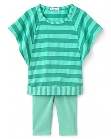 Indulge your little style maven with this sweet-as-candy striped top and solid leggings set, featuring on-trend batwing sleeves and contrast stripe trim.