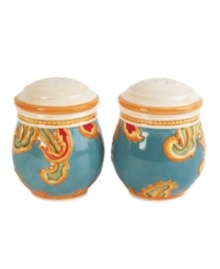 A fresh twist on a familiar pattern, Carissa Paisley salt and pepper shakers by Fitz and Floyd mix colorful paisleys with sculpted rope in casual earthenware.