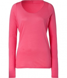 Ground your cool weather casual wardrobe with stylish staples like this bright pink long sleeve t-shirt from Closed - Crafted from super-soft, pure cotton and gently distressed for a look of well-worn chic - Long, lean cut, hits below hips - Fitted sleeves and flattering scoop neck - Wear solo or layer with a blazer or pullover and pair with cigarette pants, jeans or A-line skirts