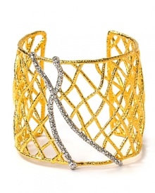 Artfully glam, Alexis Bittar's woven cuff is your instant outfit refresher. Take your cues from the runways and wear this webby pick-up with a sequin-splashed mini and slick heels.