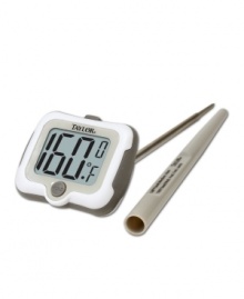 Get a good read on what's cooking! The adjustable head of this digital thermometer has an oversized LCD screen that gives the temperature readout  from a number of viewing angles, so you don't have to bend over backwards to know about your bird. The stainless steel stem features a precision point that keeps flavor and juices locked in. 2-year warranty.