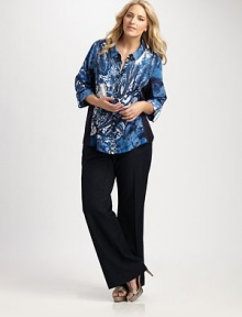 An instant must-have, you will adore these sleek pants with convenient front and back patch pockets, inspired by a classic denim style.Hook-and-eye closureZip flyFront slash pocketsBack patch pocketsInseam, about 34Fully lined75% polyester/20% viscose/5% elastaneDry cleanImported