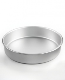 This is a piece of cake-professional bakeware makes creating your favorite sweet treats a real breeze. The heavy-duty aluminum design spreads heat out evenly for perfectly baked goodies.