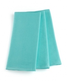 Coordinate a color scheme that works with your style. With a piqué look on one side and highly absorbent terry on the reverse, these towels are as indispensable as your kitchen sink. Use them for wiping up spills, lining breadbaskets or even securing a bowl as you whisk! Limited lifetime warranty.