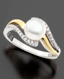 The simplicity of a stunning cultured freshwater pearl (7 mm) beautifully contrasts with an elegant setting of sterling silver, 14k gold and round-cut diamond accents on this lovely ring.