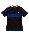 Rendered in ultra-breathable soft-touch mesh, this tee features a bold, color-blocked pattern for an athletic look.