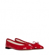 A signature piece for every fashion-lover, these Repetto classic ballet flats are simply a ladylike must-have - Classic ballet flat style in patent leather with bow detail at toe - Style with a full skirt, a tie neck blouse, and a cashmere cardigan