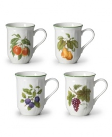 Your table comes to life! Four complementary antique prints add classic character to white porcelain mugs with evergreen trim.