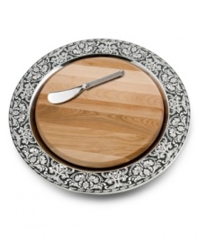 An elegant classic. Wilton Armetale's William & Mary cheese board features a wooden cutting surface set inside polished metal with intricate floral embellishments. A coordinating spreader completes the set.