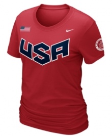 Join the big leagues. Perform like your favorite athletes and show your Team USA pride in this Nike t-shirt with Dri-Fit technology for ultimate comfort.