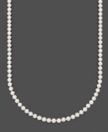 Timeless elegance in a polished pearl strand. Belle de Mer necklace features AA Akoya cultured pearls (6-1/2-7 mm) set in 14k gold. Approximate length: 18 inches.