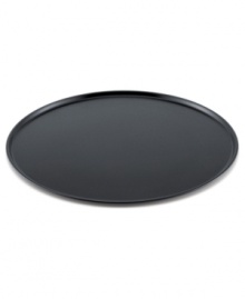 The perfect pan for creating thin crust pizza, calzones or even frozen snacks. Nonstick surface ensures even browning and a crispier crust. Easily doubles as a baking sheet. One-year warranty.