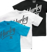 Don't stress. This comfy graphic T shirt from Hurley will give you a look that's as laid back as you feel.