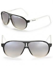 Updated aviators with gradient shield lenses and Carrera logos at the left frame and temples.