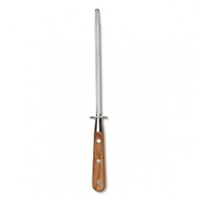 This Cuisinart sharpening steel is designed by fine knife craftsmen to keep the your blades razor-sharp.