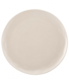 Find stylish versatility in the organic shape and matte-glazed finish of the Casual Luxe dinner plate from Donna Karan by Lenox. Durable stoneware in a soft pearl hue is an ideal host for everyday meals and a natural go-to for entertaining.