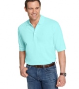 Traditional and timeless, this Izod polo shirt will be a heavy-hitter in your wardrobe.