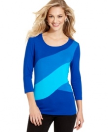 Be bold in colorblocking with this easy top from Cable & Gauge. Make a casual ensemble and mix in skinny jeans and flats.