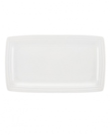 Serve crab cakes or roast chicken on this large Wickford platter and tie in timeless sophistication with every meal. Versatile white china in a contemporary shape is embossed with a knotted rope motif by kate spade new york.