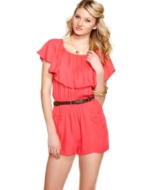 An oversized ruffle collar adds a shot of Spanish cool to this romper from Sequin Hearts! Pair it with standout accessories for a look that's respected around the globe!