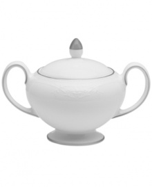 Like traditional embroidery, the Wedgwood English Lace sugar bowl is meticulously crafted with delicate florals, all embossed in fine bone china that's remarkably dishwasher safe. With platinum banding.