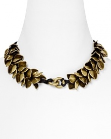 Be inspired by nature and choose Giles & Brother wheat petal choker--the bold beauty adds an organic feel to your style.