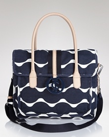 Make waves with this printed canvas satchel from Juicy Couture. Cleverly designed with pockets and a convertible strap, this bag will take you on your next trip with flair.