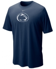 Keep team spirit rolling with this Penn State Nittany Lions NCAA t-shirt from Nike.