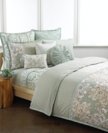 Style&co. brings you more chic ways to mix and match with the Pastiche reversible duvet cover set, featuring a patchwork prints on the face and a geo design on the reverse. Finished with solid sage trim and button closure.