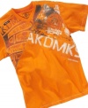 Add some flavor. Urban flair will be just his style with this tee shirt from Akademiks.