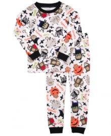 No tricks here. He'll be a sweet treat in this adorable shirt and pant sleepwear set from Carter's.