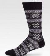 A brilliant print complements these virgin wool socks with a touch of stretch.Mid-calf height80% virgin wool/20% polyamideMachine washMade in Italy