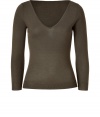 Stylish V-neck pullover in a fine cashmere and silk blend - In a trendy olive hue - Has a slight sheen, wonderfully natural texture and is pleasantly soft on the skin - The shirt is cut figure-enhancing and tight, goes to the hip - With slim, slightly shorter sleeves, a deep, wide V-neckline - Typical leisure shirt you can wear to yoga, ballet, Pilates, or under cardigans, blazers and parkas