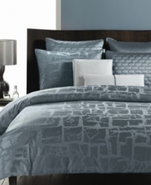 With a design that embodies cool sophistication, the Glacier quilt coverlet creates a warmth and ambiance that invites you to envelop your body in pure luxury. A textured masterpiece, the coverlet's quilted brick pattern keeps you cozy night after night. (Clearance)