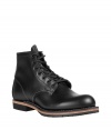 Stylish boots in black leather - classic Beckman boots by Red Wing which is rediscovered in Hollywood - very comfortable round toe, slightly elevated - mid-high lacing - decorative seams - perfect cool boots for fall and cold winter days - pair with all casual outfits