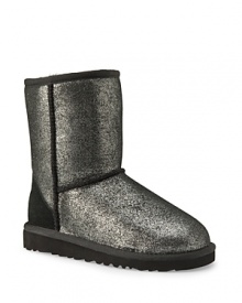 UGG® Australia Girls' K Classic Glitter Boots - Sizes 13, 1-6 Child