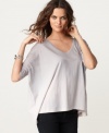 With a subtle ombre effect, this BCBGeneration boxy tee is perfectly slouchy for topping all your skinny jeans!