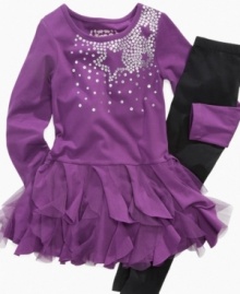 Make her the star of her own style. This sparkly dress and leggings set from Flapdoodles caps off her lovely looks.