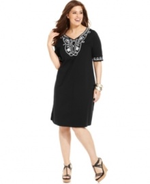 For chic casual style, Jones New York Signature's short sleeve plus size dress is a must-buy!